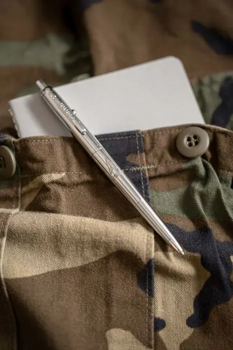 Chrome Force Delta Astronaut Space Pen - Image 2