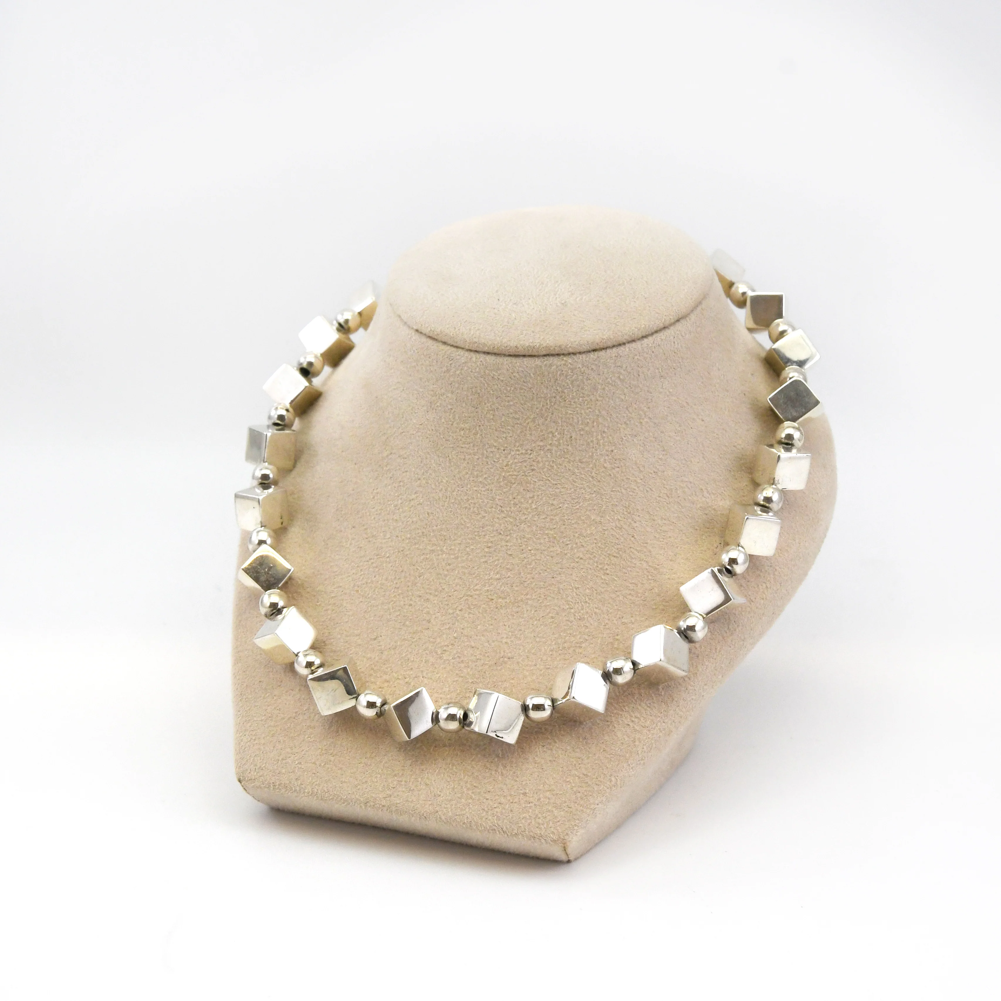 Cubes & Beads Silver Necklace