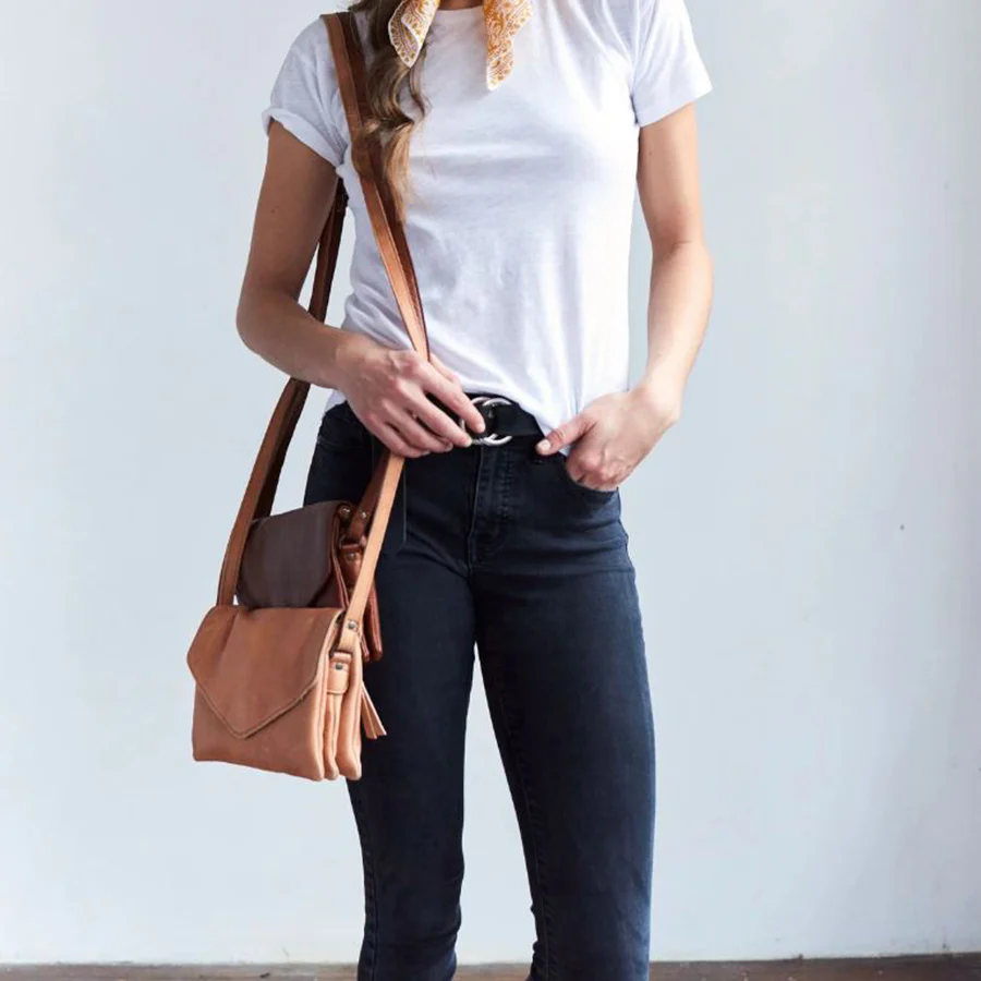 Leather Envelope Crossbody Bag: Harbor - Image 7
