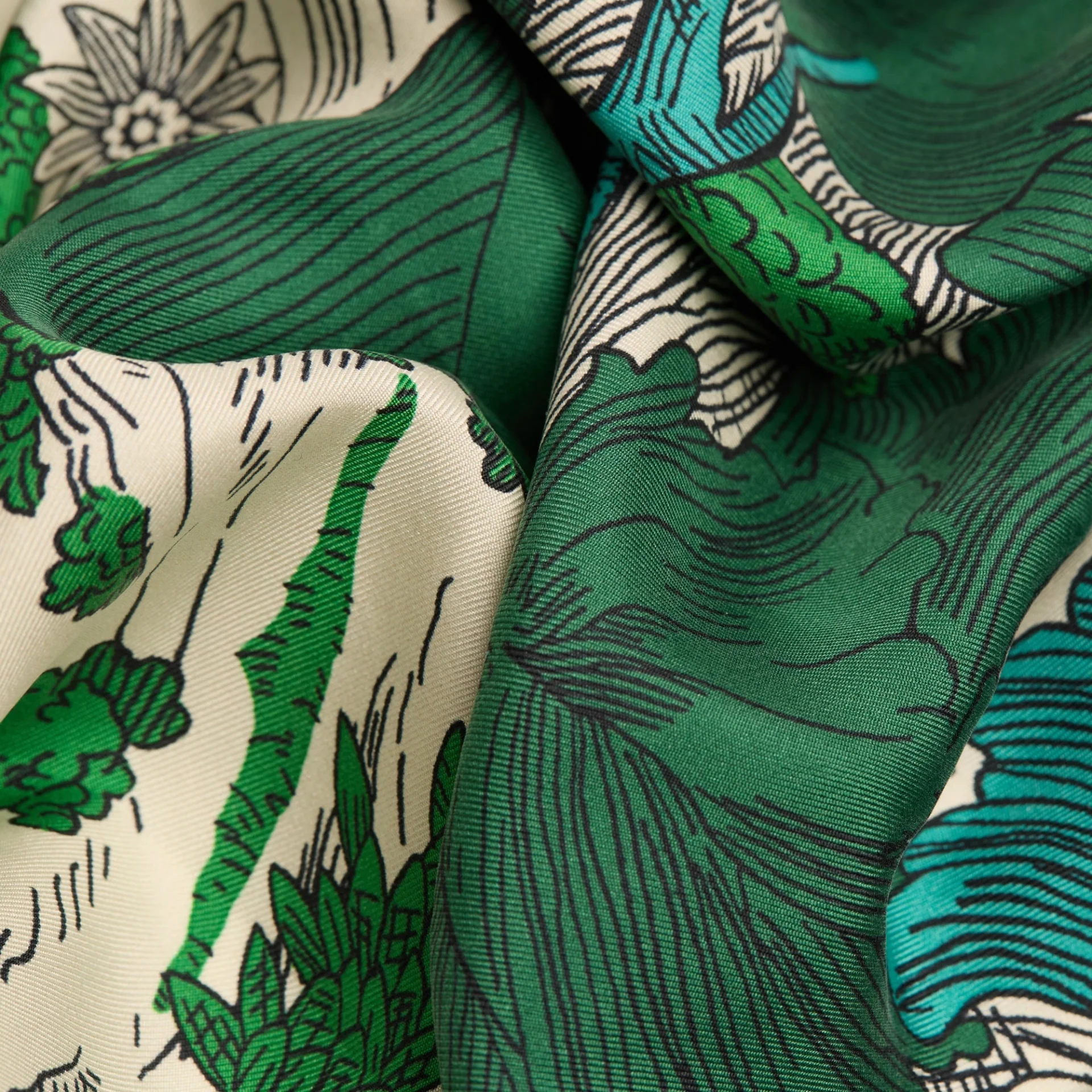 Histoire Square Scarf - Image 8