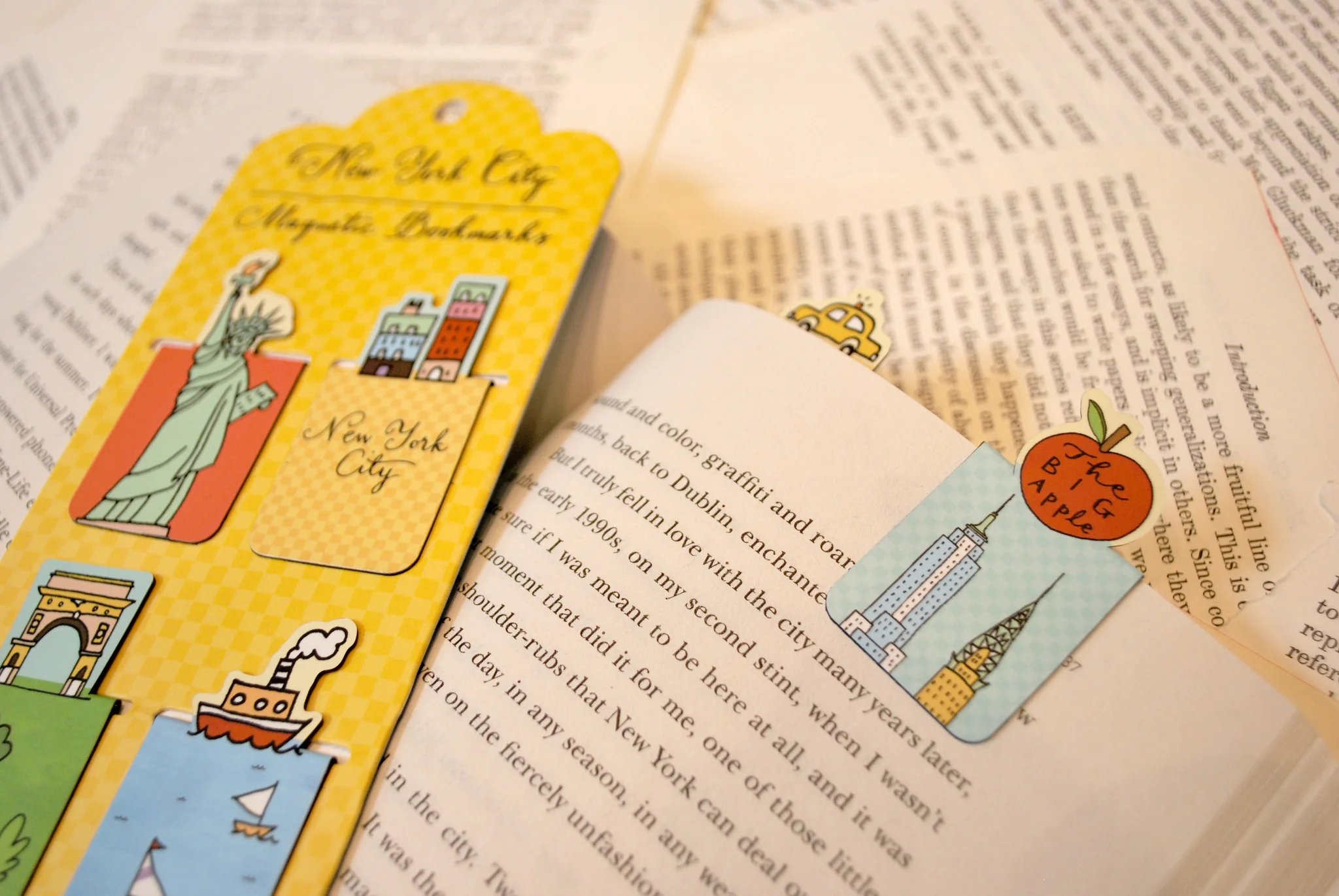 NYC Magnetic Bookmarks - Image 2