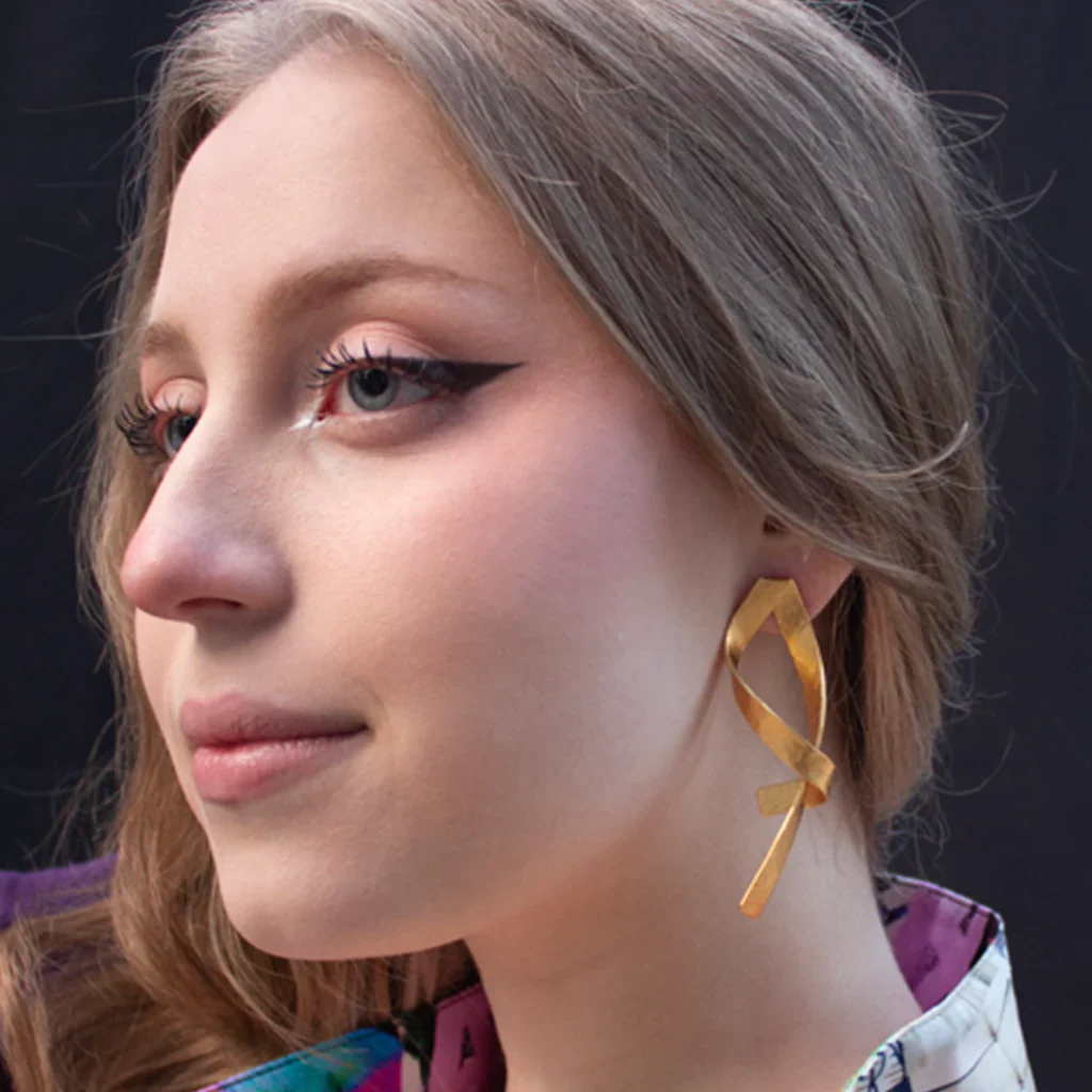 Ribbon Post Earrings - Image 2