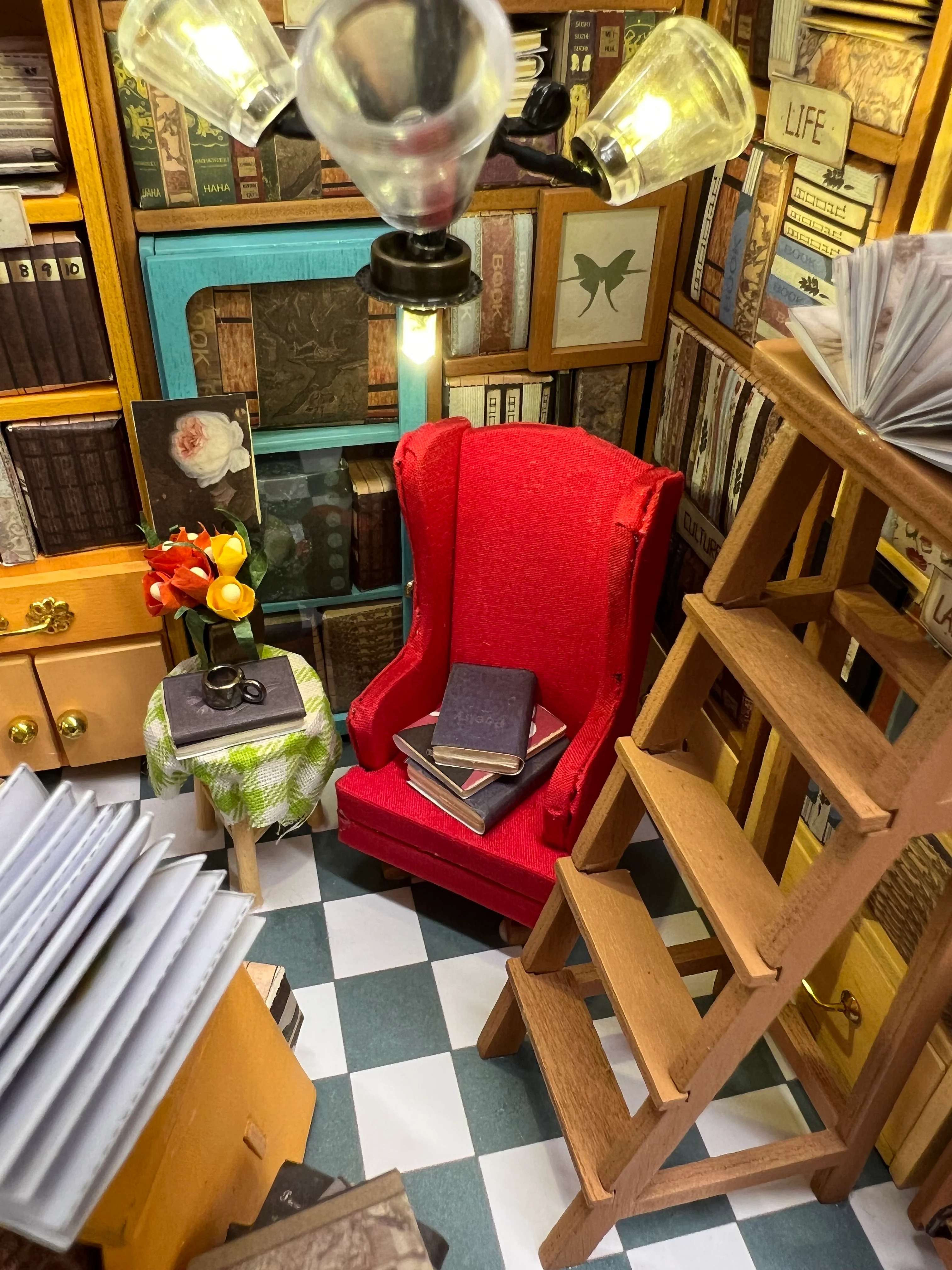 Sam's Study DIY Dollhouse Miniature Kit - Image 4