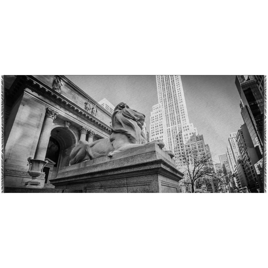 The New York Public Library Lion Scarf - Image 4